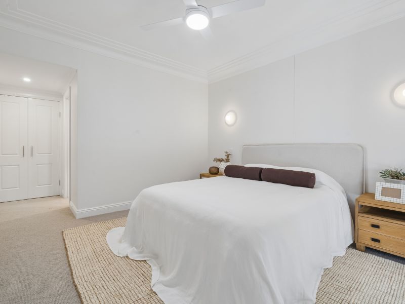 Contemporary three-bedroom apartment in a prime village setting
