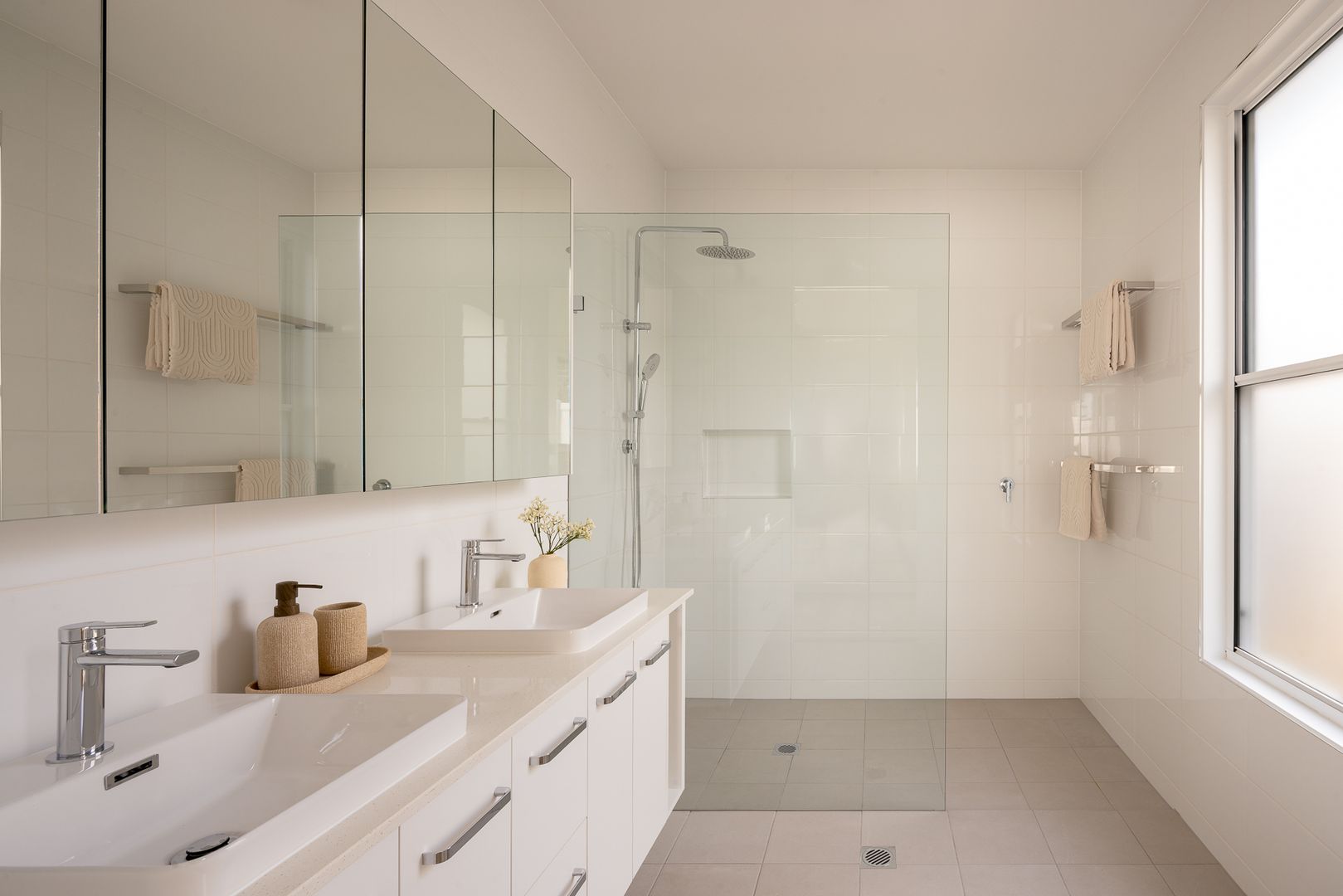 Silkwood Classico | Elegance & Luxury