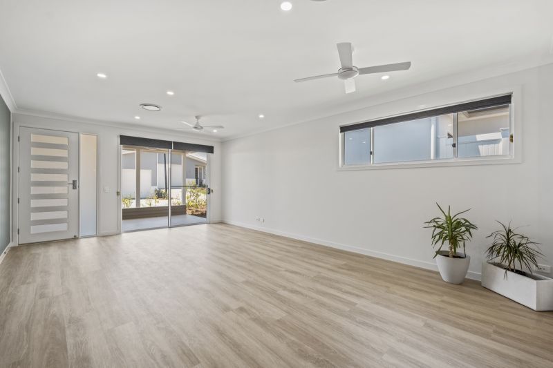 Pristine Home - Ready for you to move straight in!