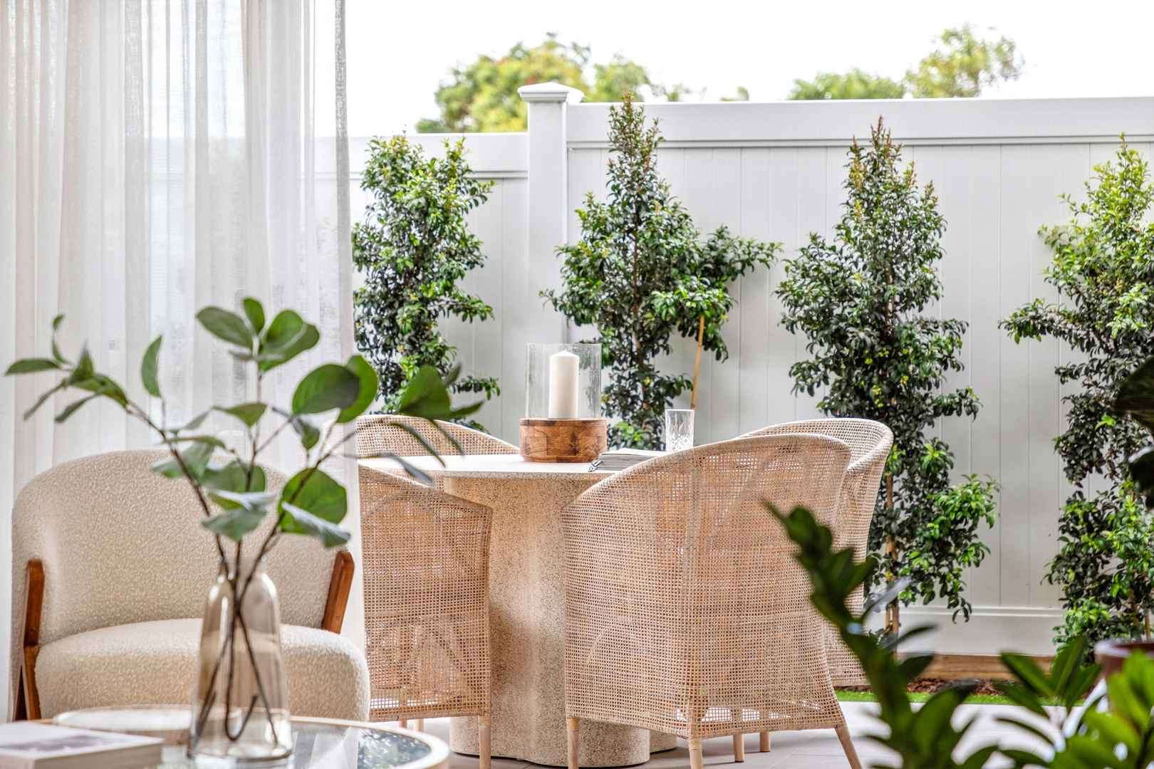 Clifton Taree - Brand new 2-beds plus study in a gated community