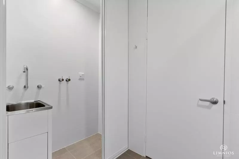 CURRENTLY UNDER OFFER. This gorgeous villa exudes tranquility!