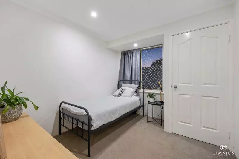 Standalone street front villa