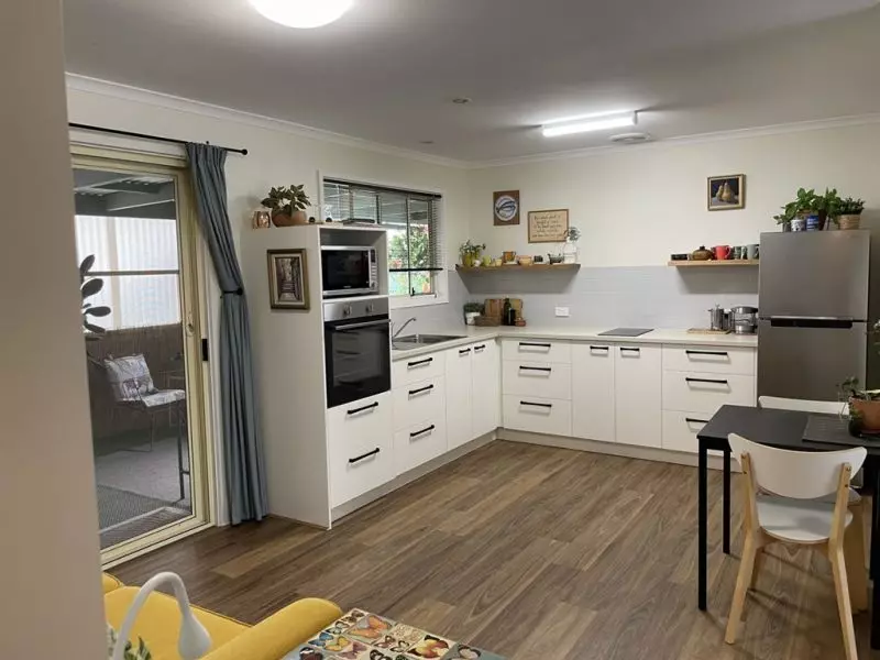 Stunning home - Pretty garden