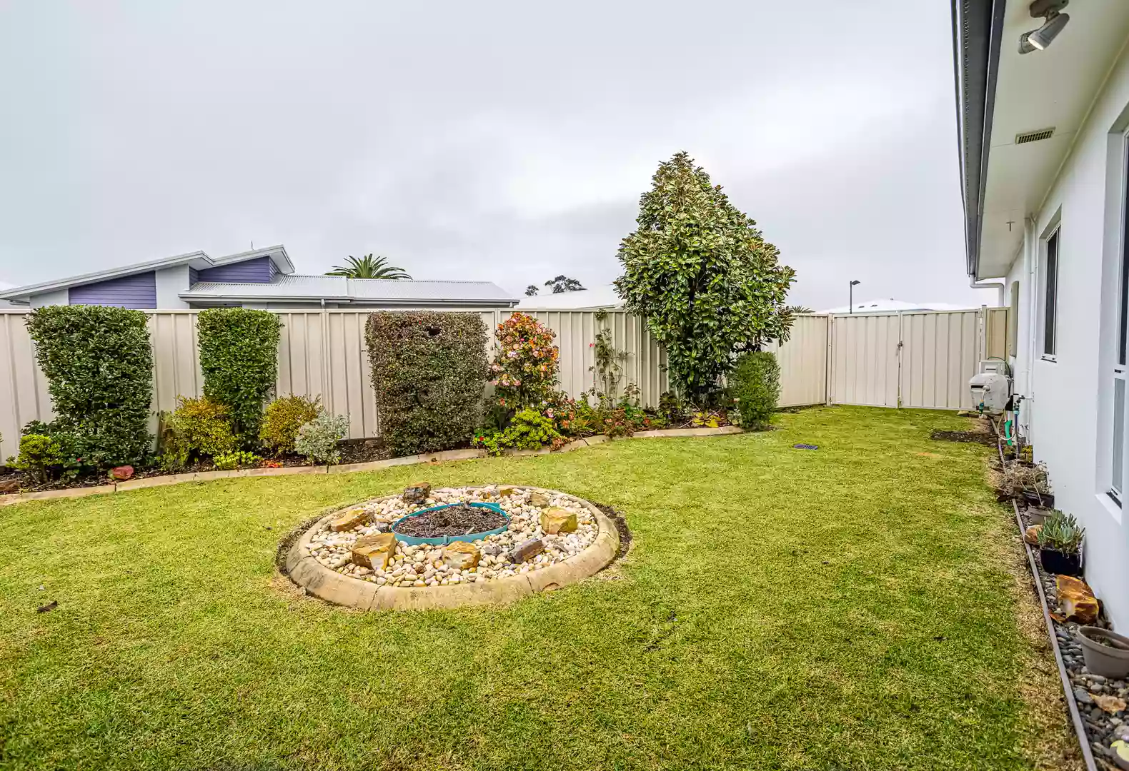 Palm Lake Resort Very Desirable position