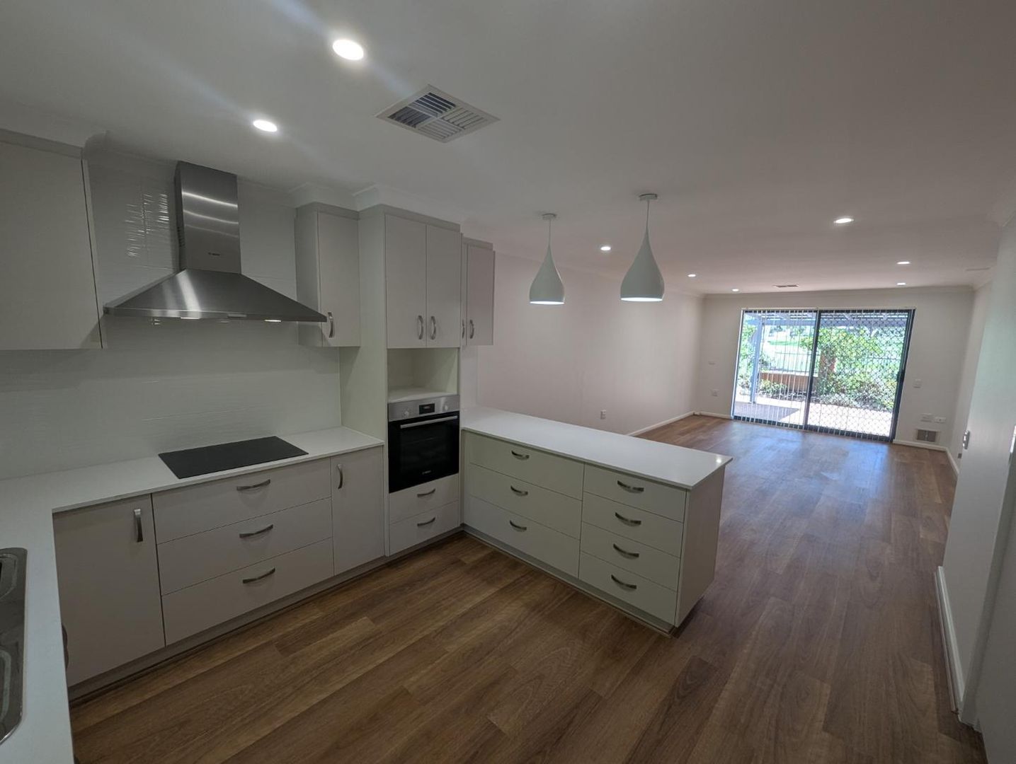 Two Bedroom Street Frontage Pet Friendly Villa