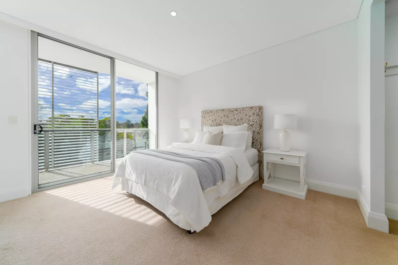 Elevated North-Facing 3 bedroom 2 Bathroom Apartment at The Woniora