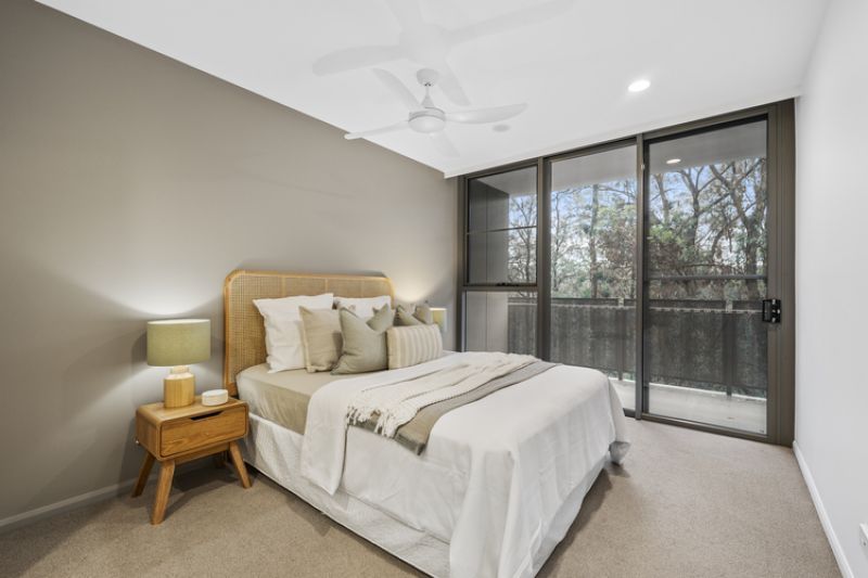 Elegant two-bedroom, south-facing apartment