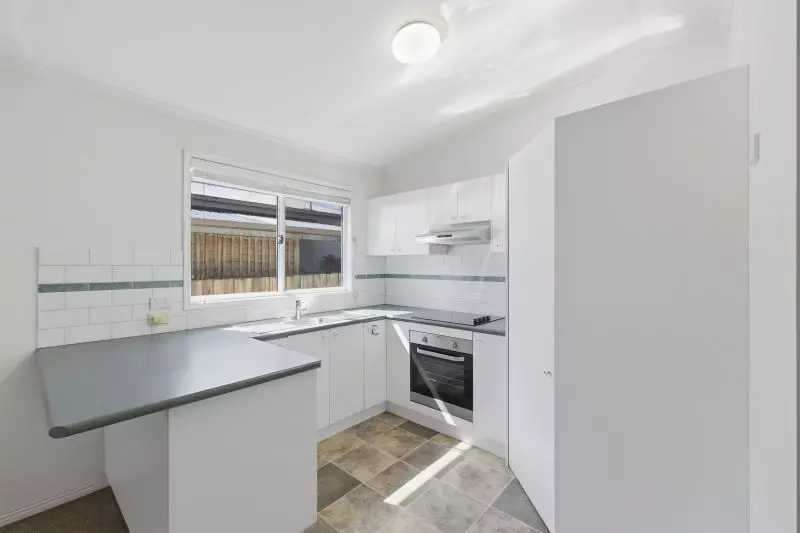 Quaint Cottage! Close to the Community Centre