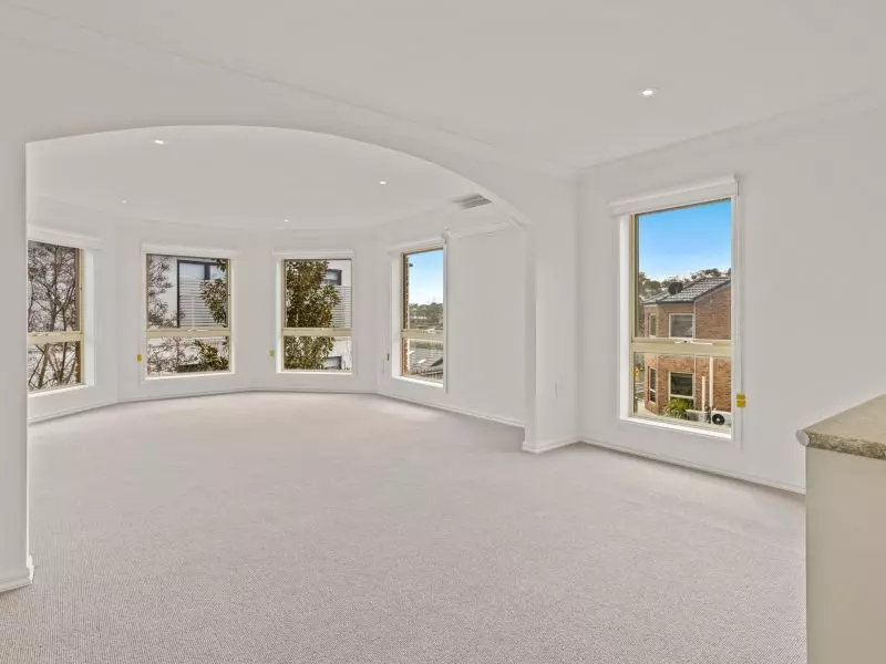 DEPOSIT TAKEN - Spacious, light-filled 2br unit with bay windows & garden views