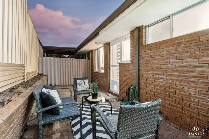 Simply Stunning and Feature Packed!