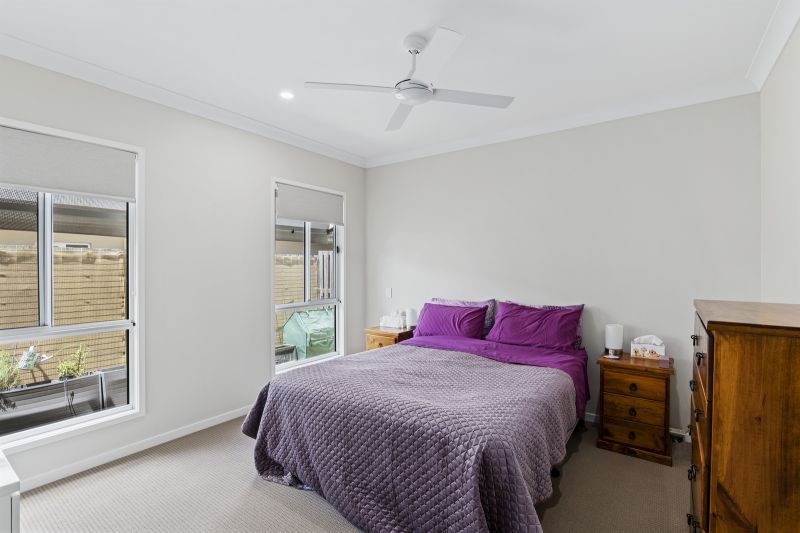 Hidden Oasis with Stunning Sunroom!