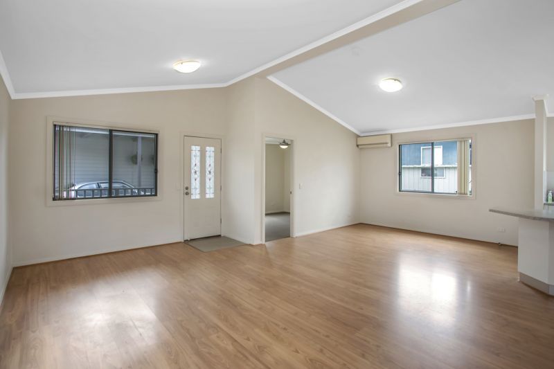 Relaxed, Holiday Vibes -Two Bedroom Home