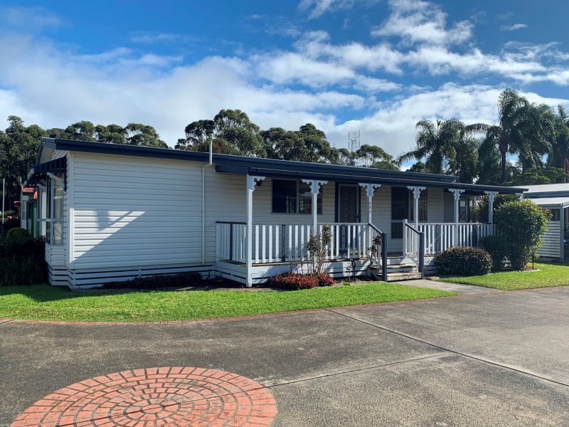 Welcoming Over 55's Community Coastal Living