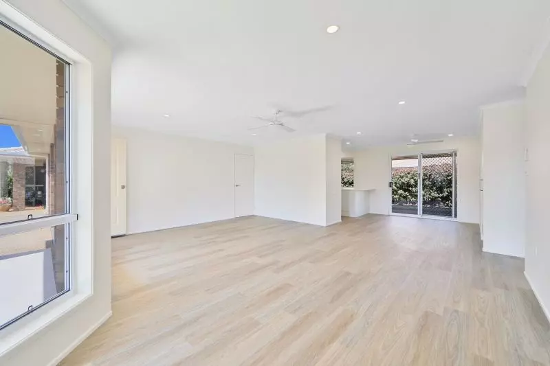 DEPOSIT TAKEN. Ready to move into - two-bedroom villa in a quiet cul-de-sac