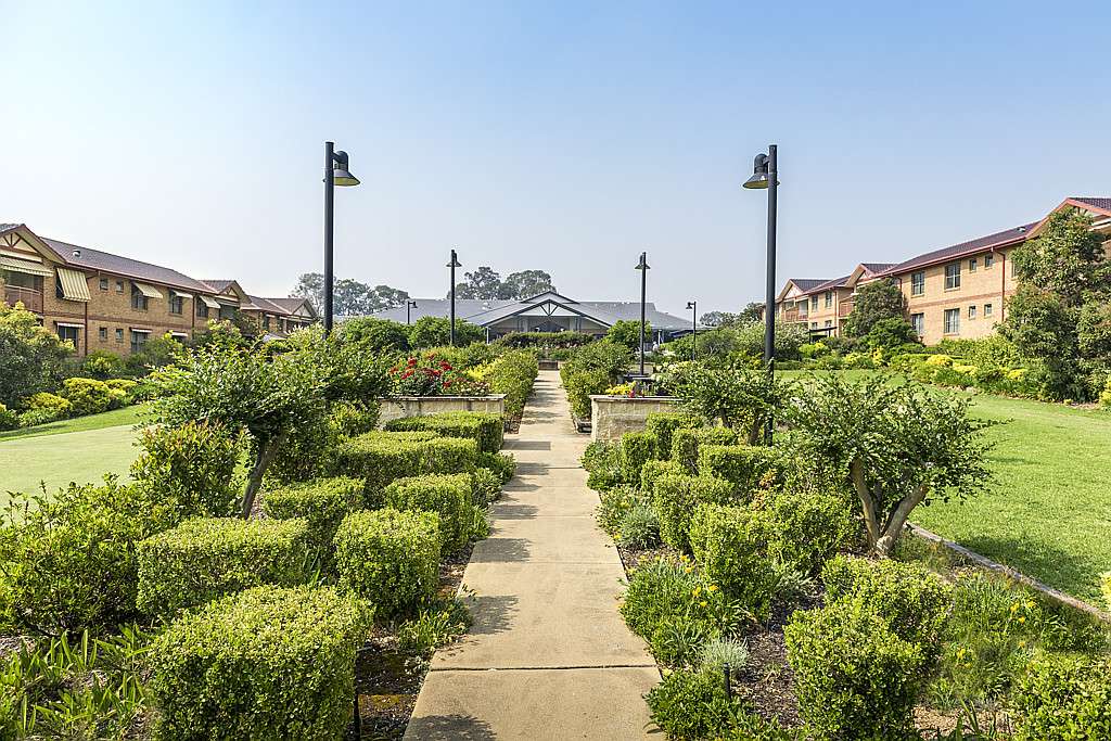 Garden setting North facing ground level unit