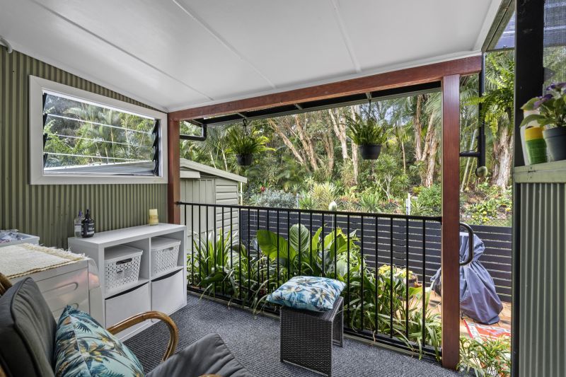 Stunning, Private Haven - Beautifully Renovated Interior