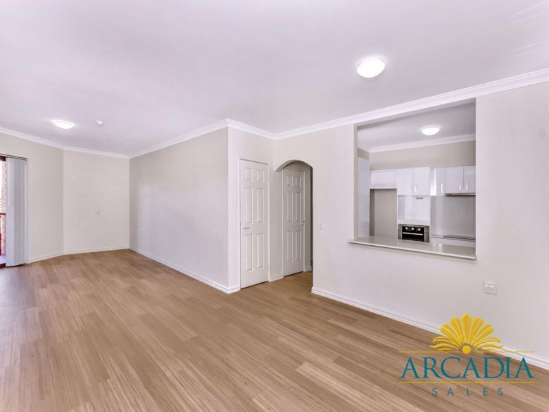 ARCADIA WATERS BICTON - 3 Bedroom, First Floor Stunner...
