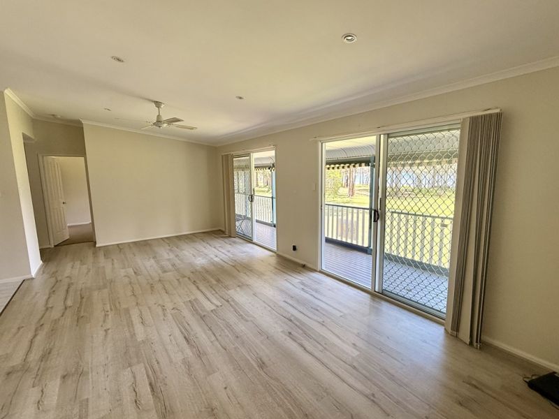 13 Teraglin Lakeshore