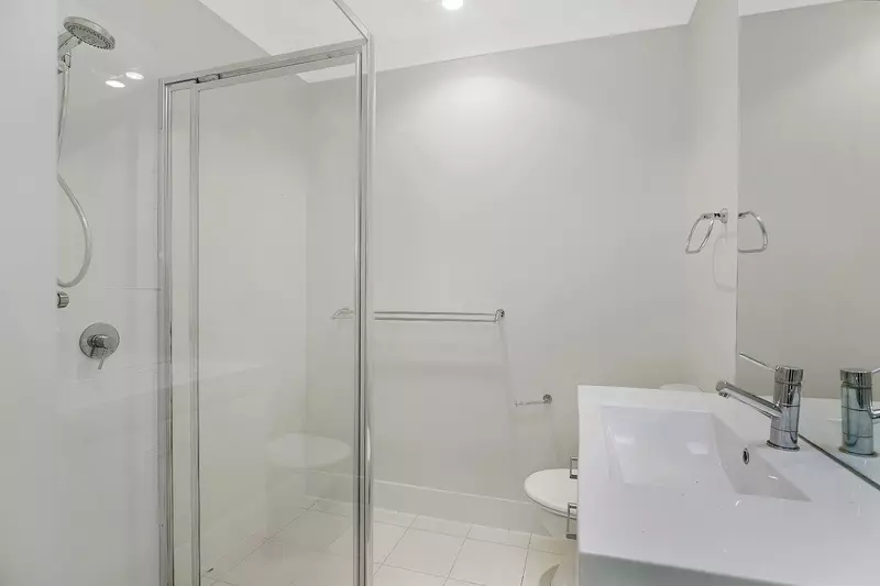 Private, Bright Villa with Alfresco Courtyard