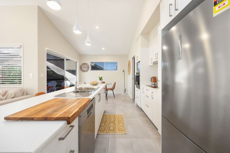 Well Presented Two Bedroom Home plus Study