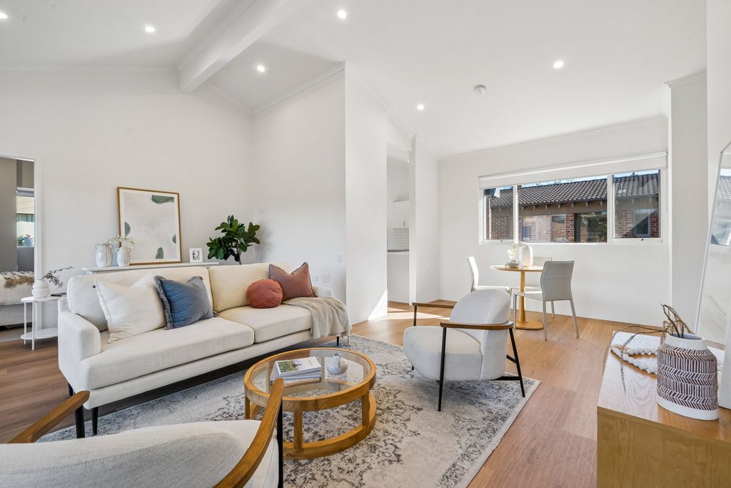 88 Bungalow -Ready to move in - 2 bedroom + study/optional third bedroom