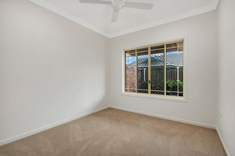 2 bedroom, fully refurbished