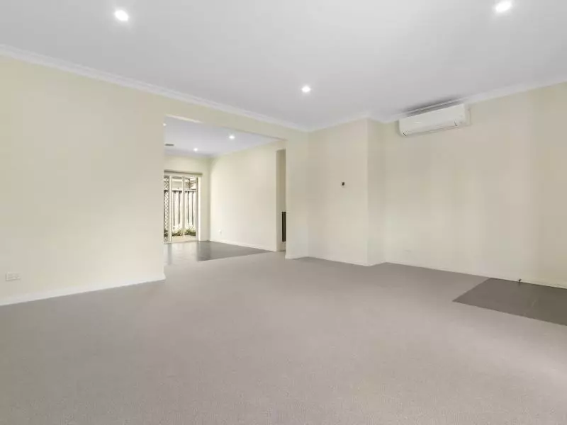 Elegant Three-Bedroom Villa Opposite the Community Centre