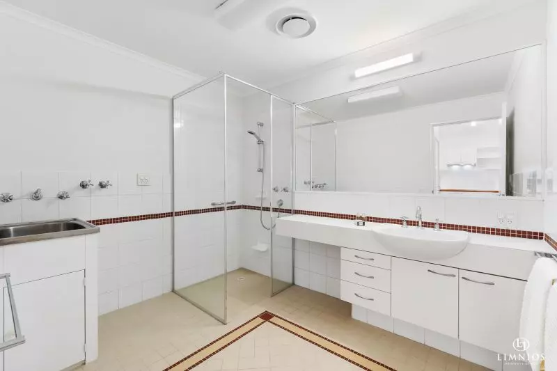 UNDER OFFER. Light-filled, Ground Floor Apartment with Wrap-Around Courtyard