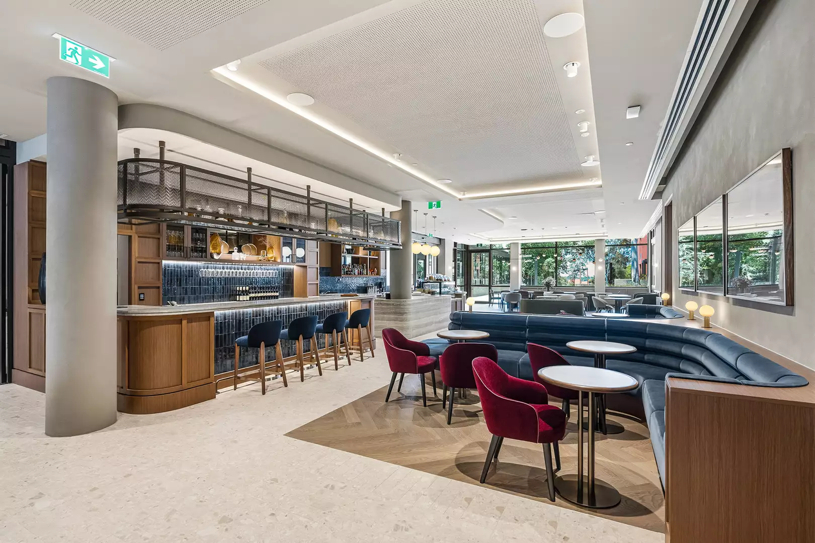 Residence 18 - Your private Level 3 sanctuary overlooking Studley Park