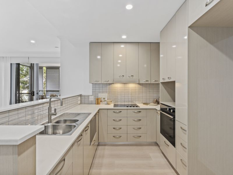 Welcome to your new home...stylish retirement living with new upgrades in a prime Woolloongabba location