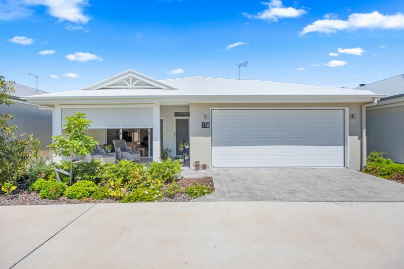 Bespoke Modern Home – Move-In Now - Ready for Effortless Living!