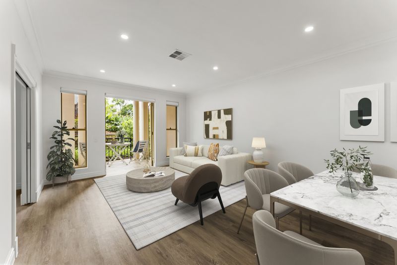 Sophisticated Living by the Bay