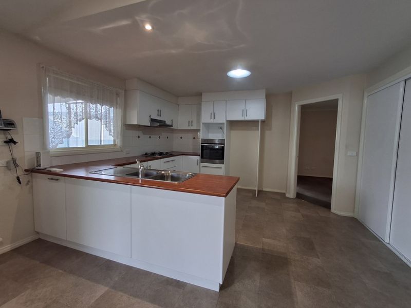 Spacious and ready to move in.