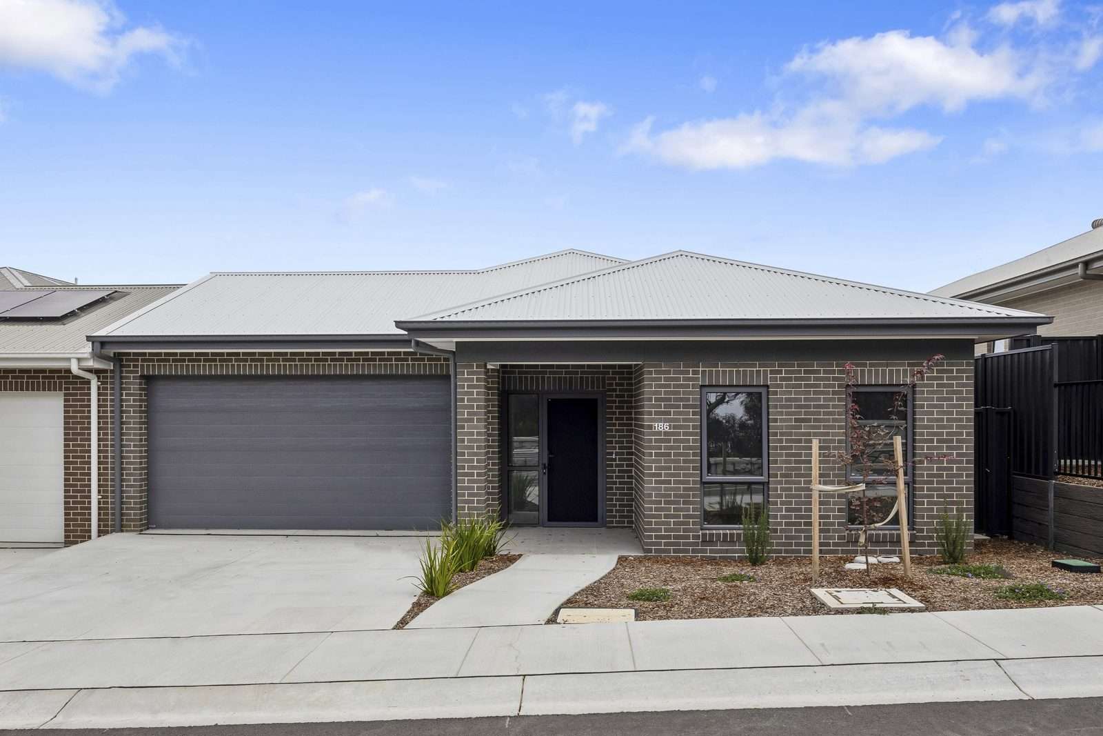 Brand New, Modern living – Ready Now.