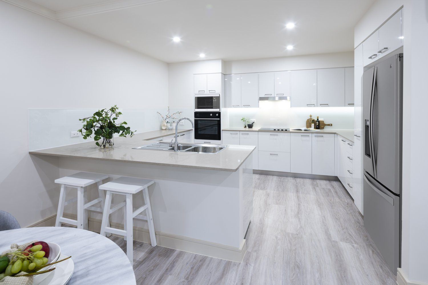Spacious Three-Bedroom Apartment in Sydney’s Northern Beaches