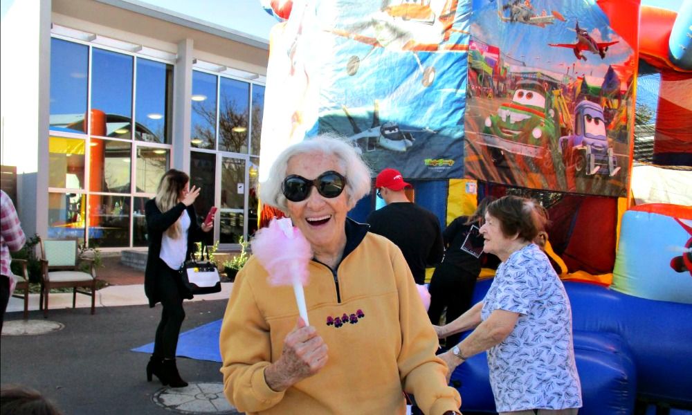 Bill McKenzie Gardens