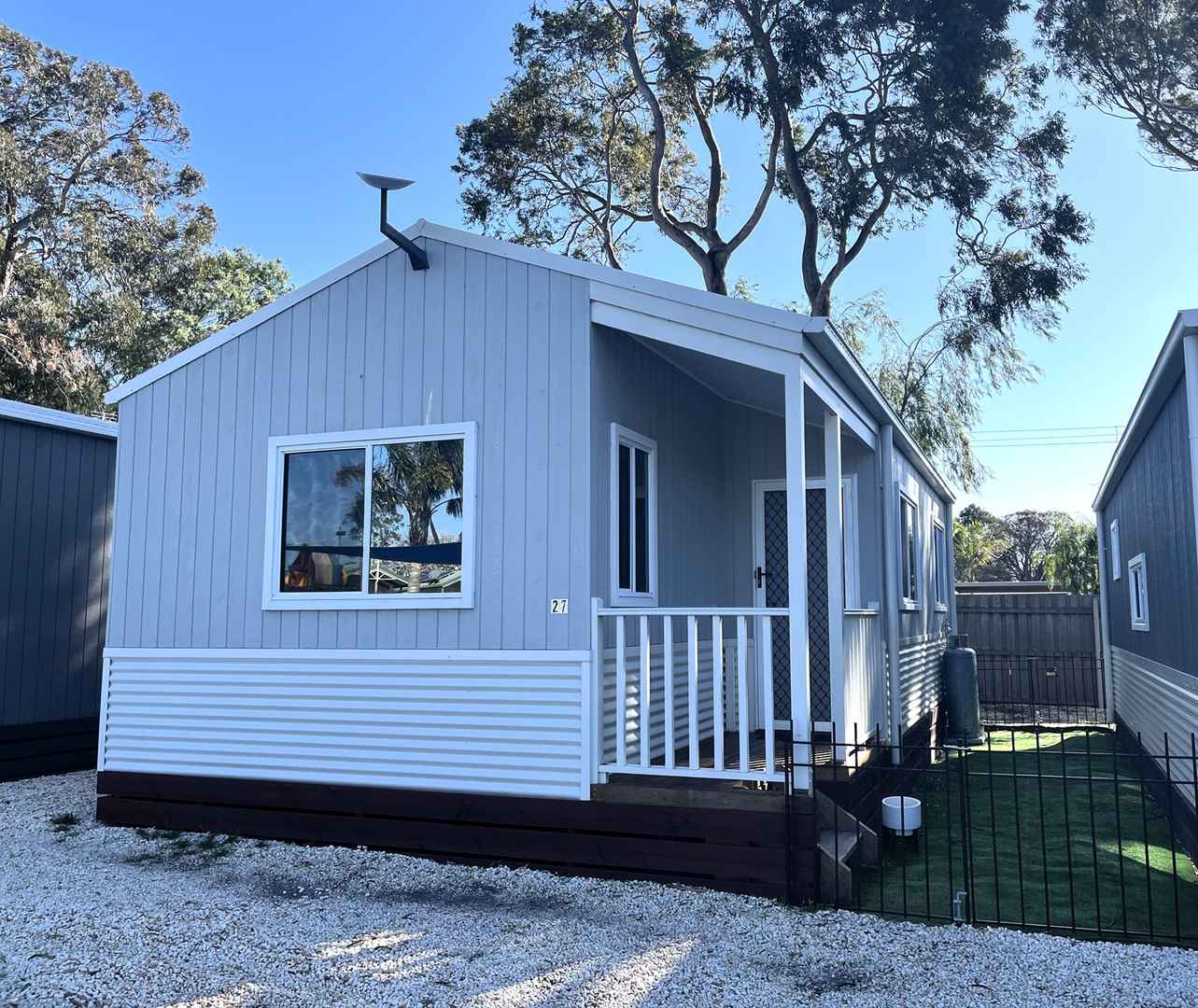 Paynesville Holiday Park - Near New Two-Bedroom Home