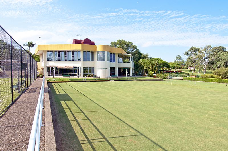 Discover strata-titled homes and a beautiful Albert River outlook