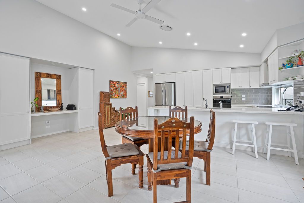 158 Holbrooke by Palm Lake Resort