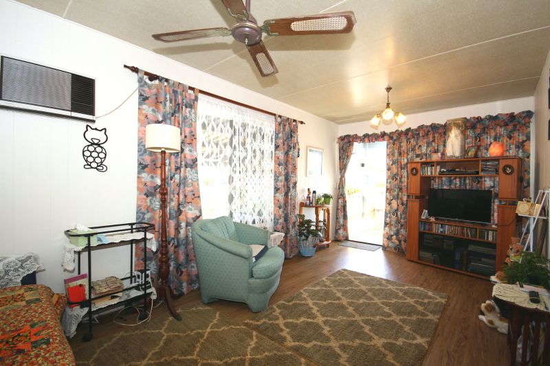 North Star Holiday Resort - Over 50's Residential Park