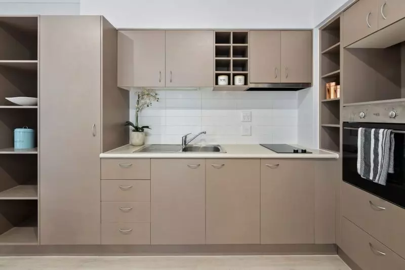 Spacious top-level one-bedroom apartment