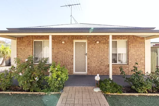 Solar System with Battery - Three Bedroom