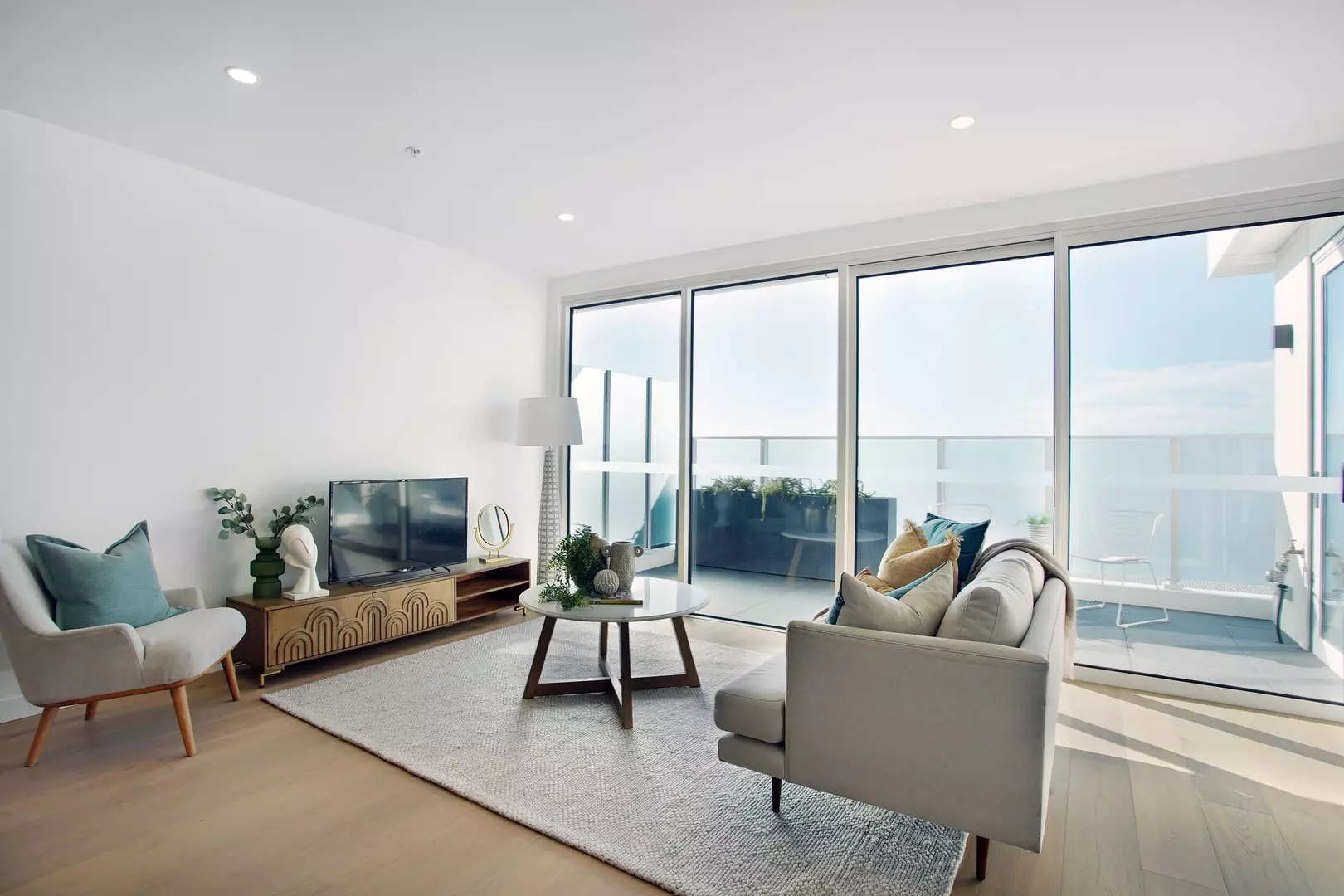 404, Spacious Beauty for Modern Living at The Healey