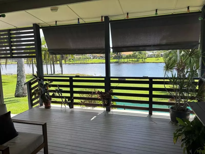 Relaxed Lakeside Living