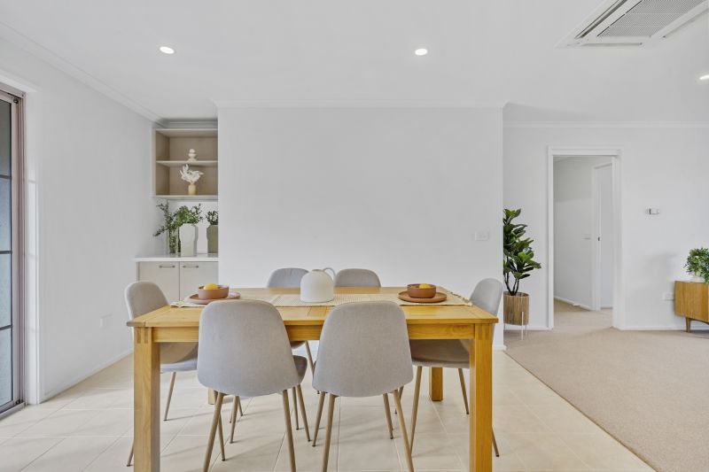 Corner Position with Private Courtyard Living