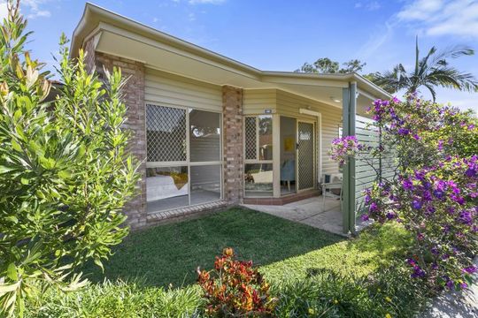 1-bedroom apartment with garden outlook