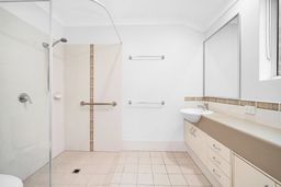 Comfortable, Easy‑Living Villa with Space to Relax and Enjoy Retirement Living