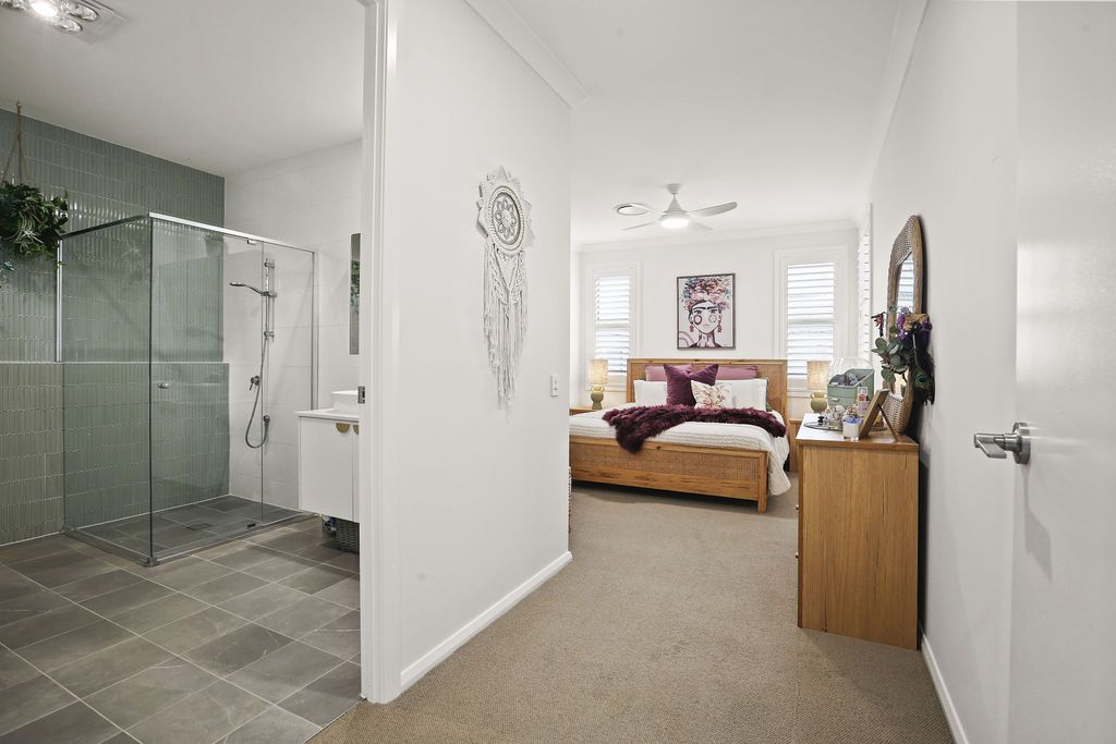  Ready to Move in Now - Spacious Lavender Prelove Home