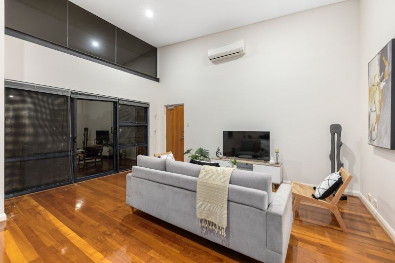 Modern Living in Prime Location!