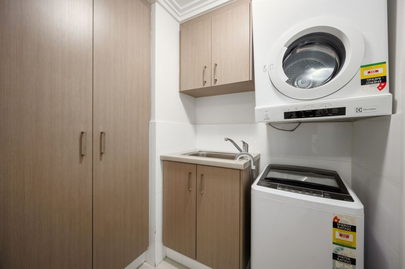 Boutique West Perth Living with Dual Balconies!

Rare Short-Stay Flexibility Moments from the CBD